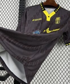 Maglia real oviedo retro - Maglia Real Oviedo Home 1982/84 Retro dettaglio stemma ricamato