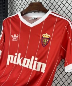 Maglia real zaragoza retro - Maglia Real Zaragoza Home 1983/84 Retro dettaglio stemma ricamato
