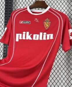 Maglia real zaragoza retro - Maglia Real Zaragoza Away 2004/05 Retro dettaglio stemma ricamato