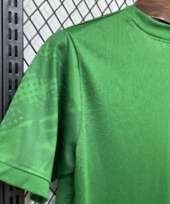 Maglia Sporting CP Home 2025/26 Versione Giocatore vista laterale