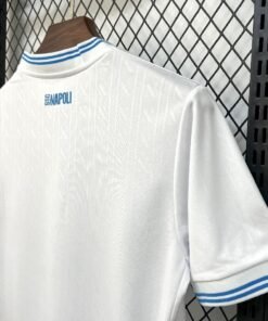 Maglia SSC Napoli Away 2025/26 Versione Tifoso dettaglio stemma ricamato