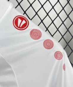 Maglia Stuttgart Home 2025/26 Versione Tifoso vista laterale