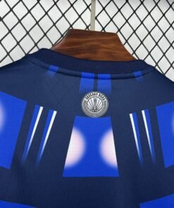 Maglia Uruguay Away 2024/25 Versione Tifoso dettaglio stemma ricamato