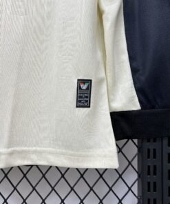 Maglia Venezia Away Manica Lunga 2025/26 Versione Tifoso dettaglio stemma ricamato