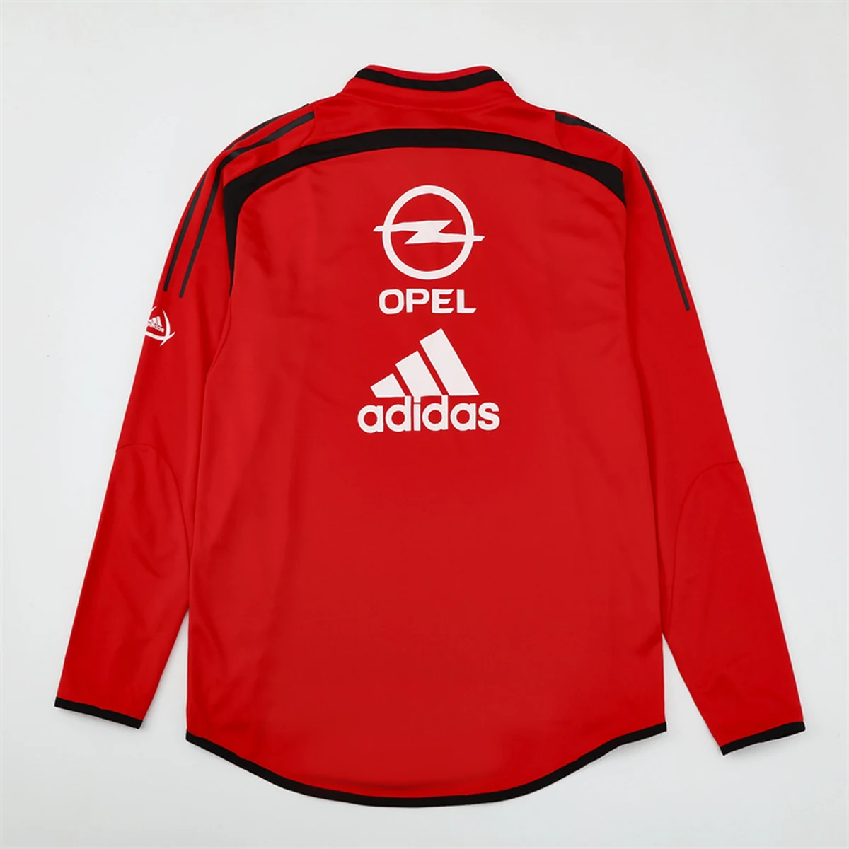 Felpa Milan 2004/05 Rossa Mezza Zip Retro - dettaglio dello stemma
