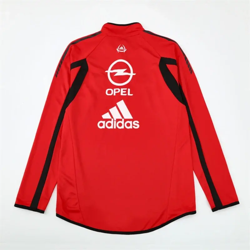 Felpa Milan 2005/06 Rossa Mezza Zip Retro - dettaglio dello stemma