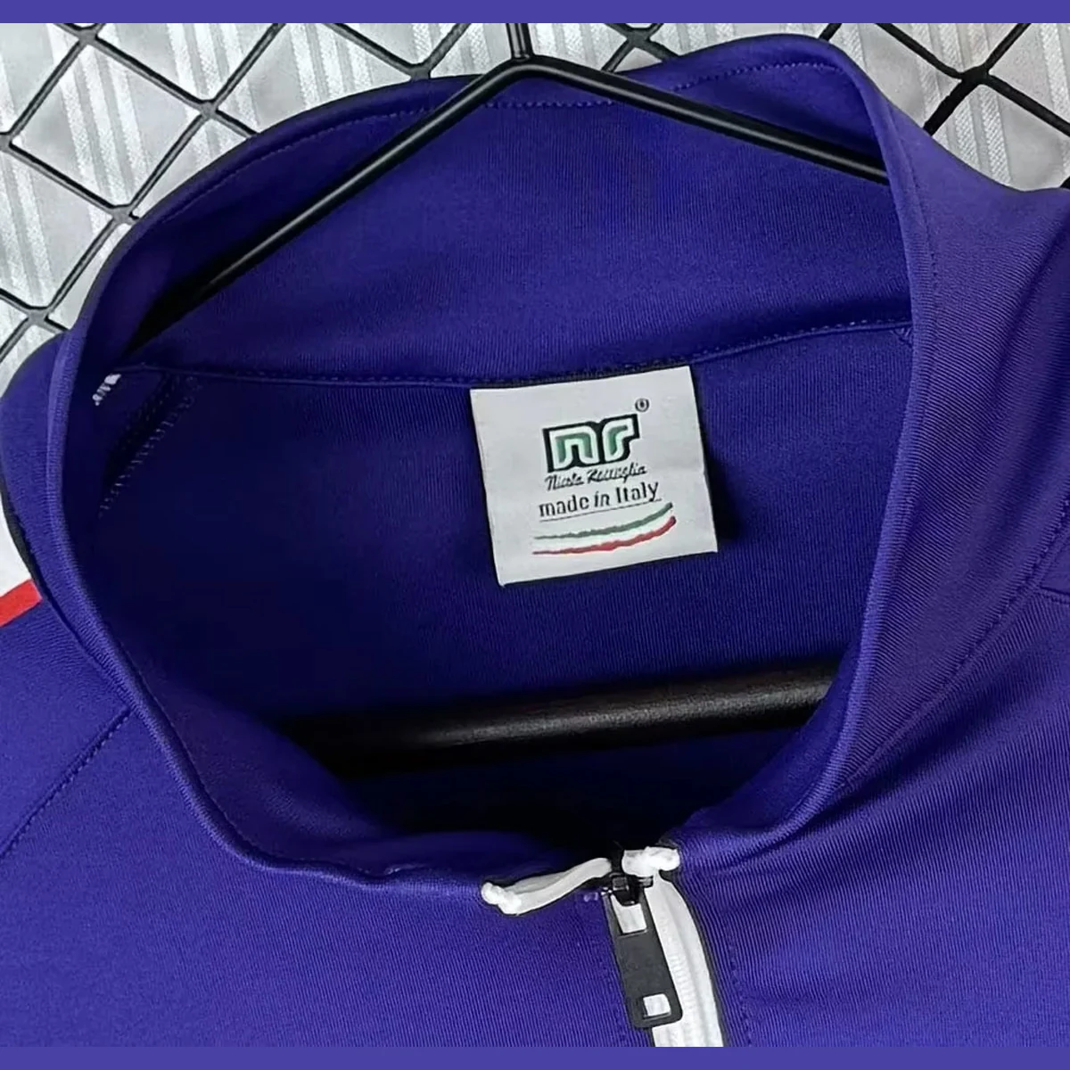 Giacca Fiorentina Retro Viola Opel - dettaglio dello stemma