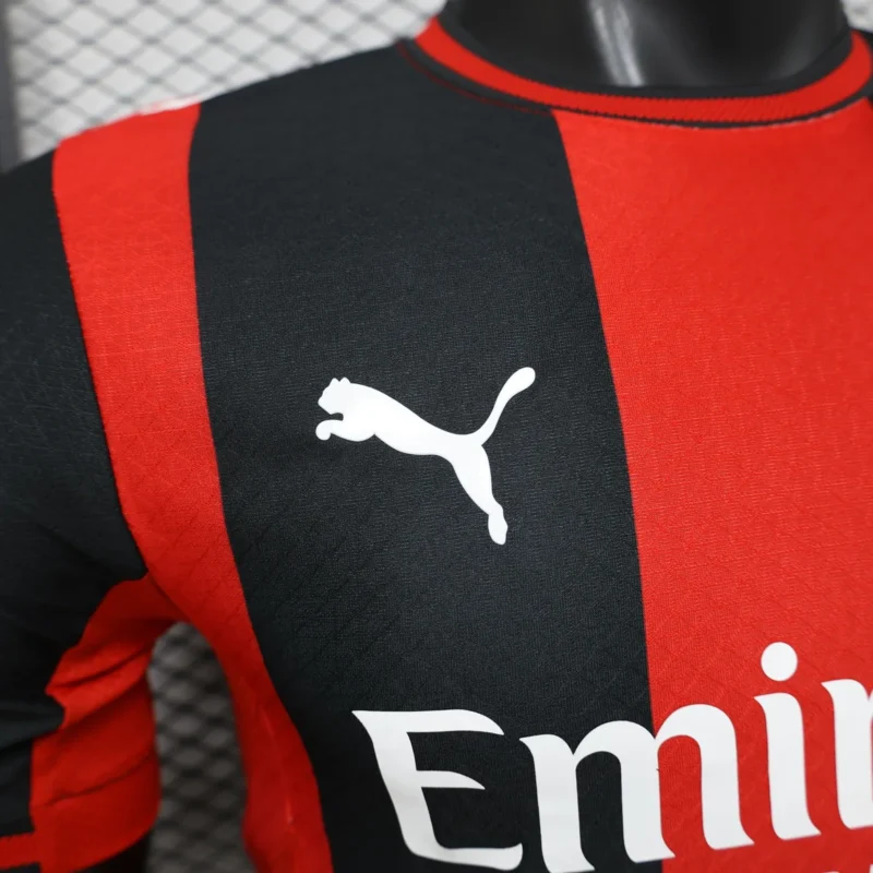 Dettaglio AC Milan 2026/27 versione Giocatore TIFOSO STORE