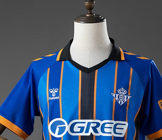 maglia betis special edition dettaglio colletto e petto
