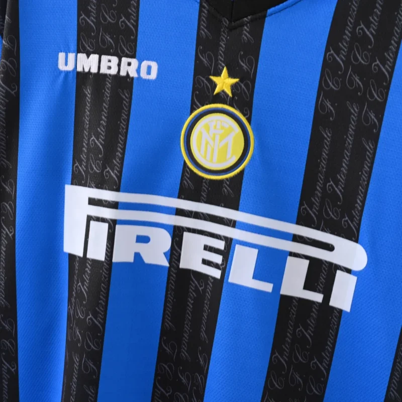 maglia inter manica lunga retro particolare