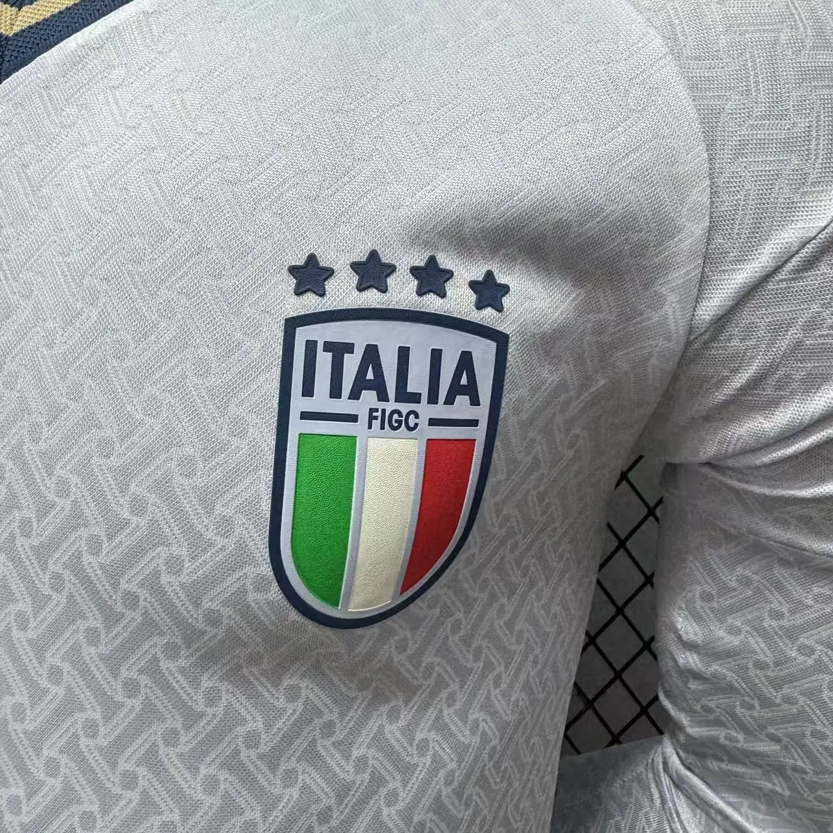 Seconda Maglia Italia Mondiale 2026 Manica Lunga – Giocatore – dettaglio reale del prodotto 1, foto del fornitore
