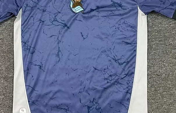 maglia real sociedad away dettaglio grafica