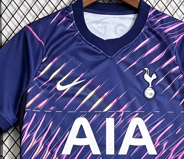 maglia tottenham away 2026 dettaglio 1