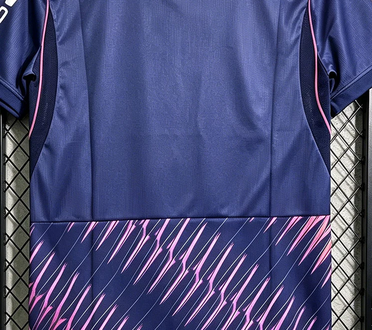 maglia tottenham away 2026 dettaglio 3