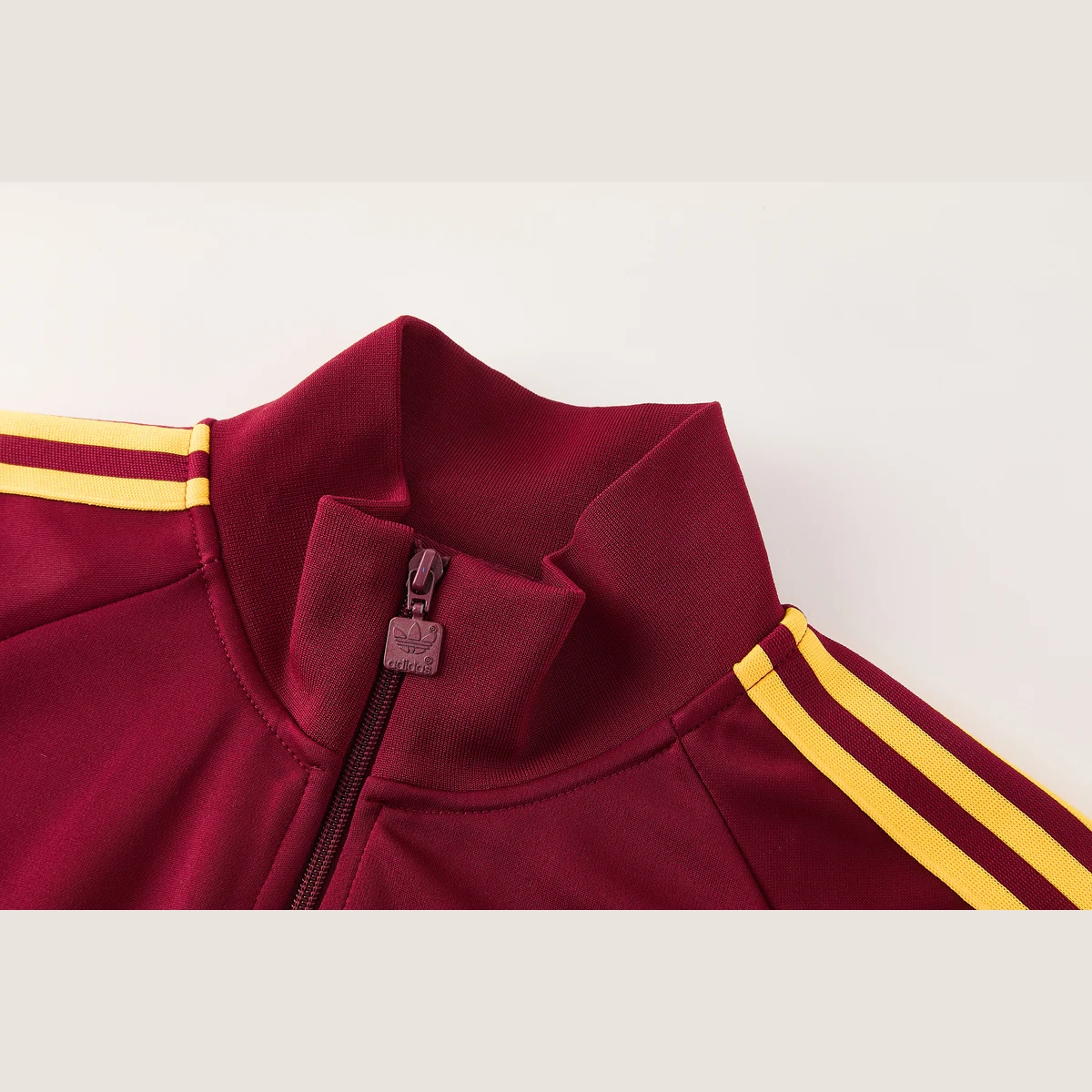 Tuta Roma Bordeaux da Allenamento - dettaglio della zip