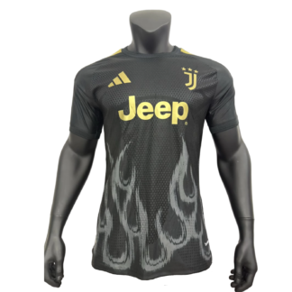 terza maglia Juventus 2026/27 vista frontale