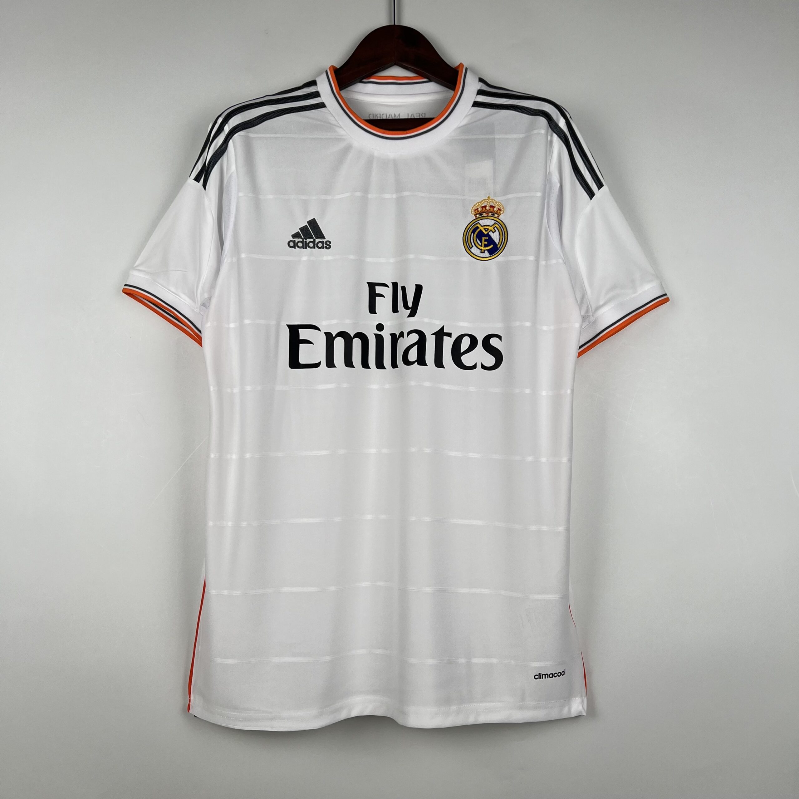 Maglia Real Madrid Retro 2013/14 fronte con sponsor Fly Emirates