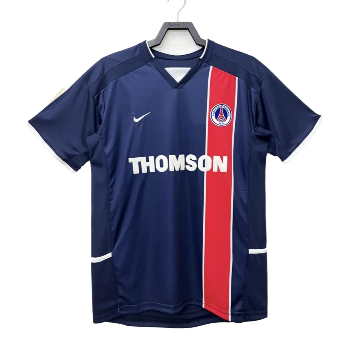 Maglia PSG 2002/03 Retro, fronte con banda rossa e stemma Paris Saint-Germain