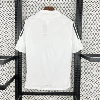 Camiseta Real Madrid 2005/06 – Primera Equipación – cuello