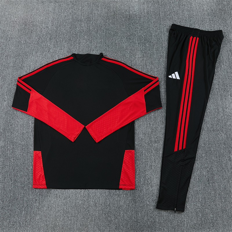 Tuta Ajax 2026/27 vista retro completa