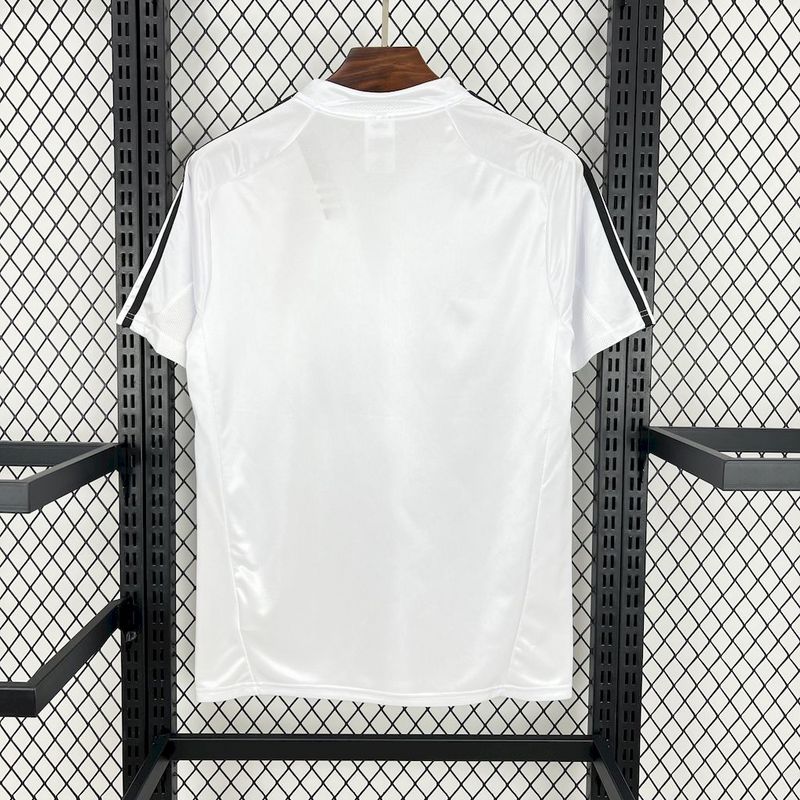 Maglia Real Madrid Retro 2004/05 retro con collo e cuciture