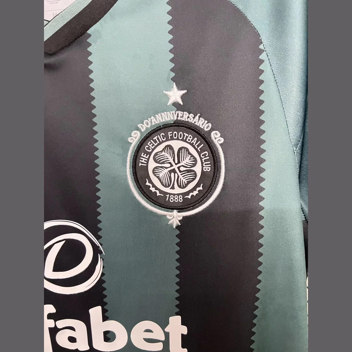 maglia Celtic away dettaglio