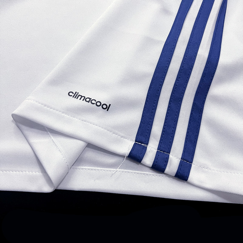 maglia real madrid 2016/17 dettaglio manica
