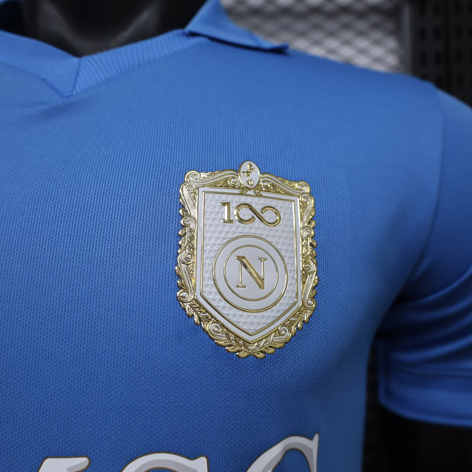 maglia napoli giocatore stemma dorato del centenario