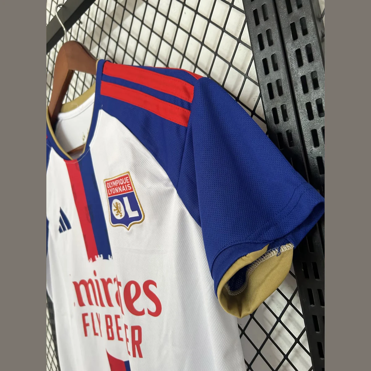 maglia Lione tessuto
