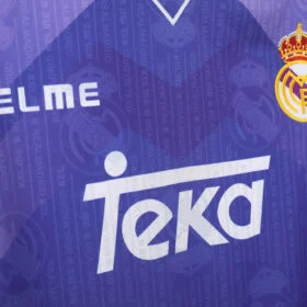 Camiseta Real Madrid 1996/97 – Segunda Equipación — Foto 5