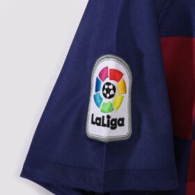 camiseta barcellona a scacchi distintivo del campionato sulla manica