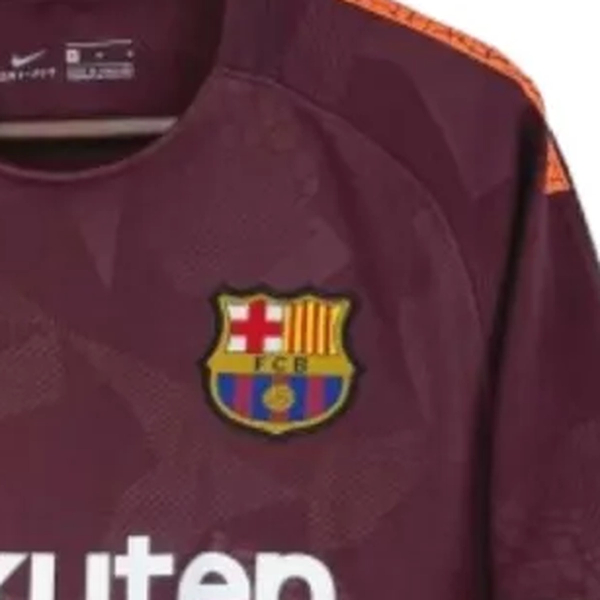 maglia barcellona third 2018 stemma sul petto