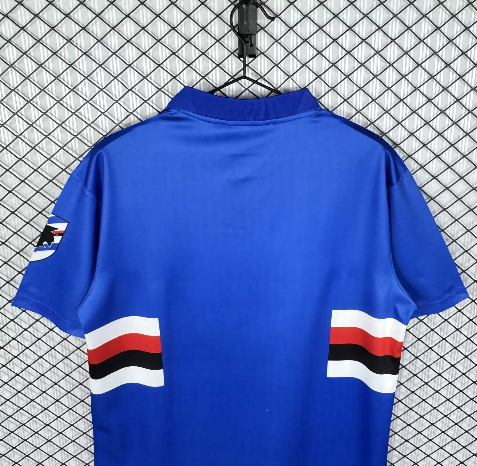 maglia sampdoria 1993/94 dettaglio spalla