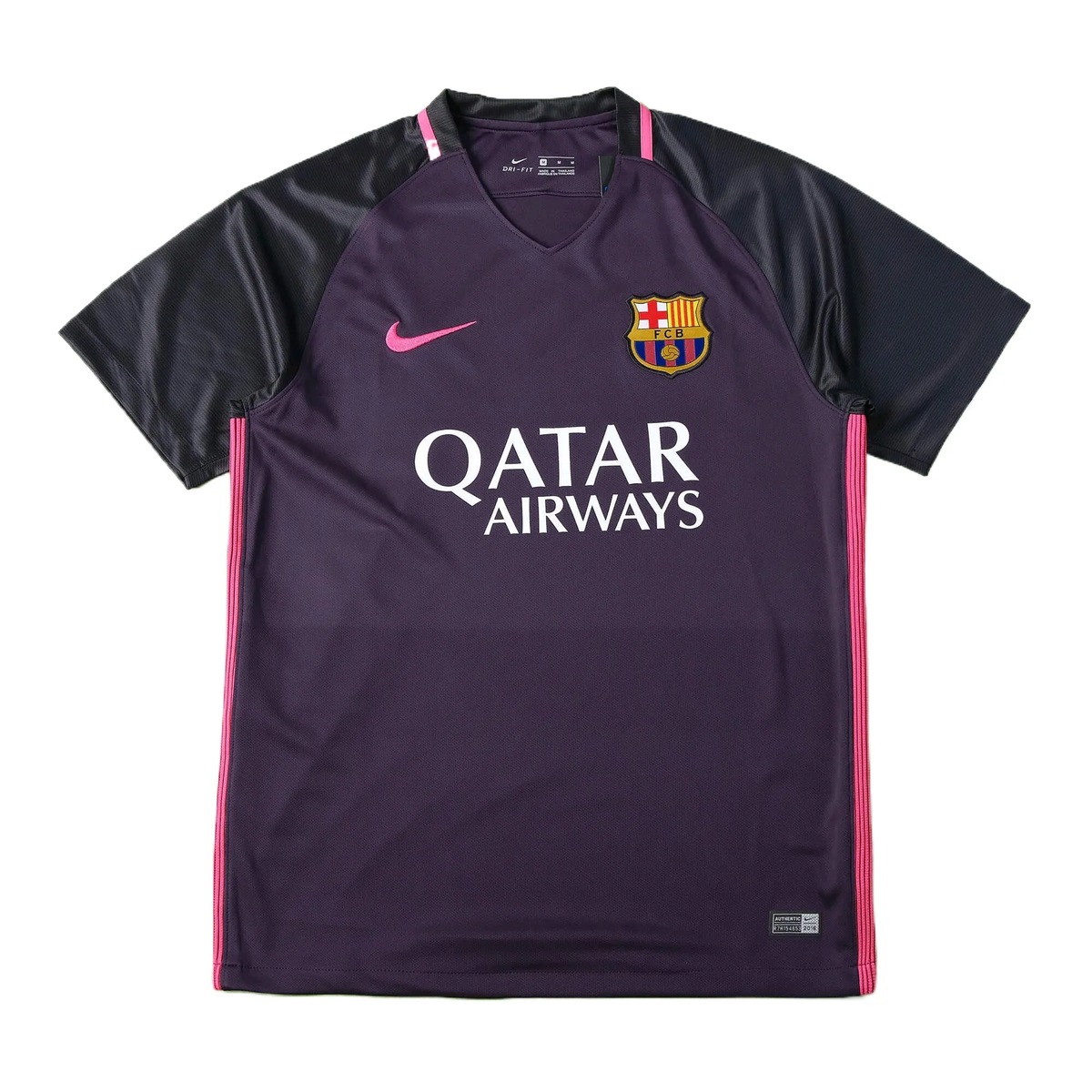 maglia barcellona away 2017 fronte viola con maniche nere