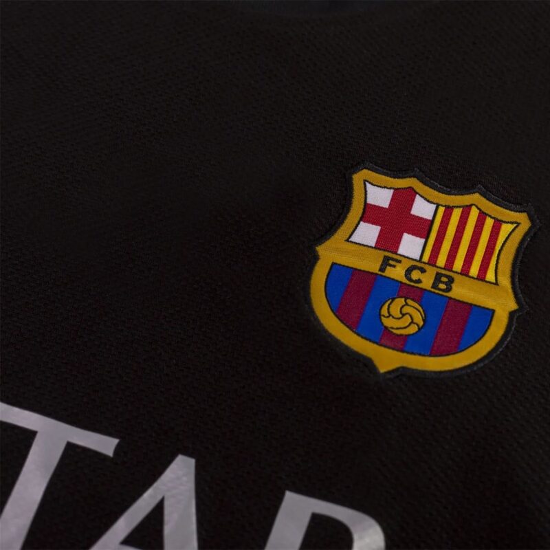 maglia barcellona nera 2014 stemma sul petto