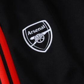 Chandal Arsenal 2026/27 — Detalle de acabados