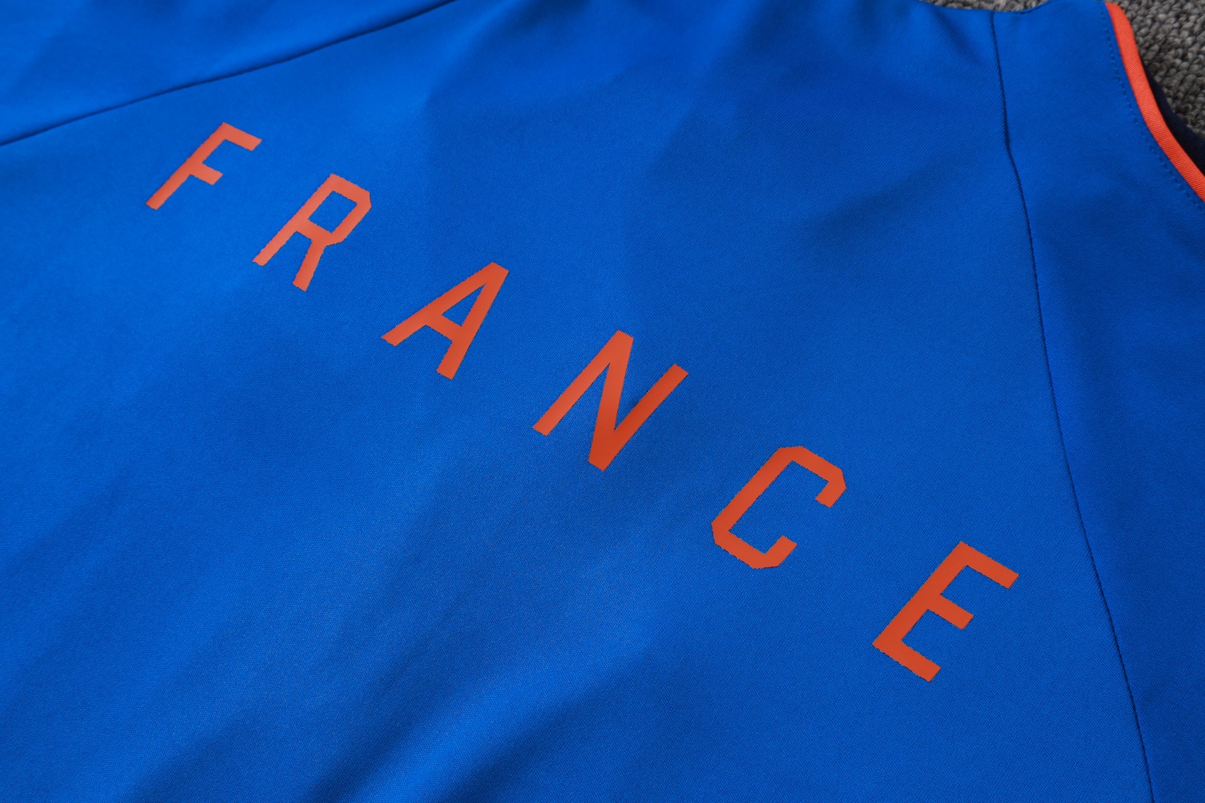 tuta francia 2026/27 flat lay completo giacca e pantaloni