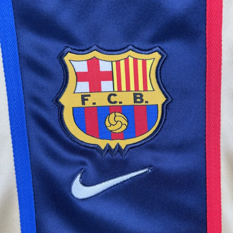 Maglia Barcellona 2003 Retro Third stemma
