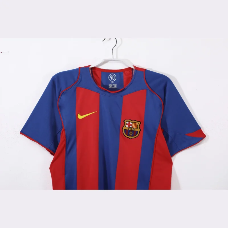 Maglia Barcellona 2005 Retro busto e stemma
