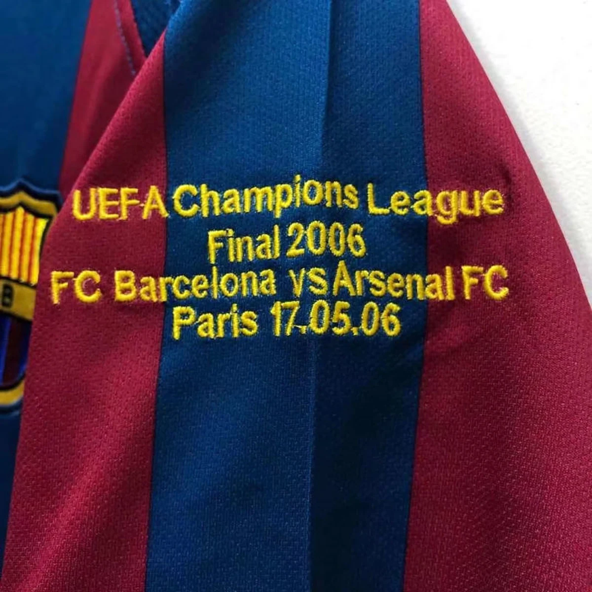 Maglia Barcellona 2006 Retro dettaglio Finale Parigi