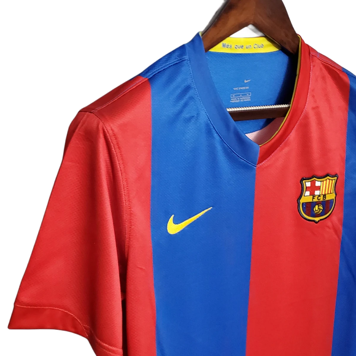 Maglia Barcellona 2007 Retro busto e stemma