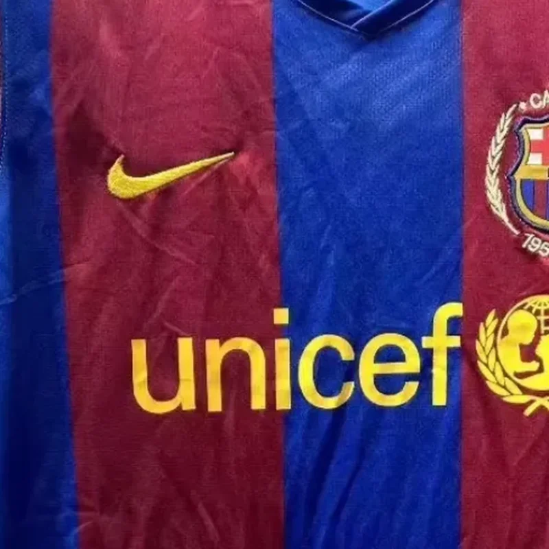 Maglia Barcellona 2008 Retro scritta sul petto