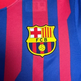Camiseta Barcelona 2012 Retro escudo en el pecho