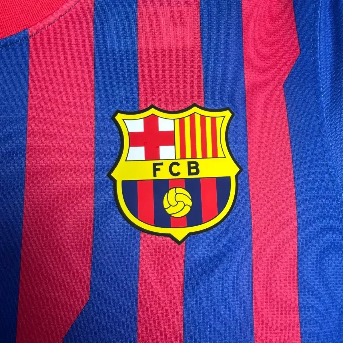 Maglia Barcellona 2012 Retro stemma sul petto