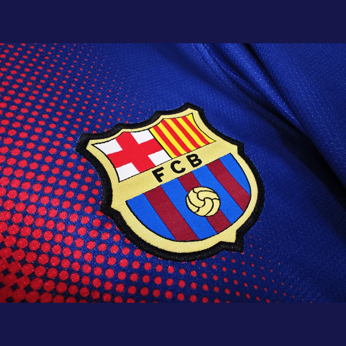 Maglia Barcellona 2013 Retro stemma sul petto