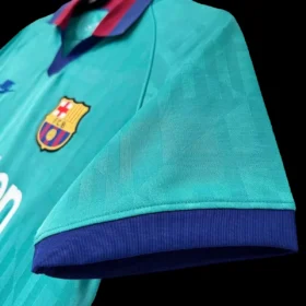 Camiseta Barcelona 2020 Retro detalle de la manga