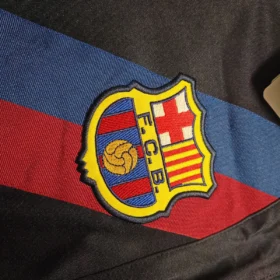 Camiseta Barcelona away 2003 Retro escudo en la franja