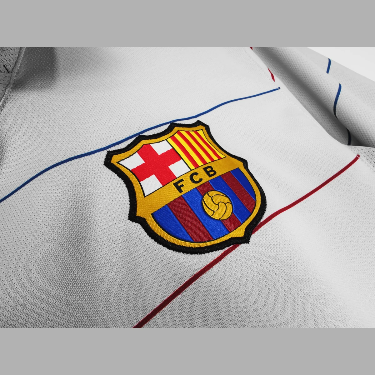 Maglia Barcellona away 2004 Retro stemma sul petto