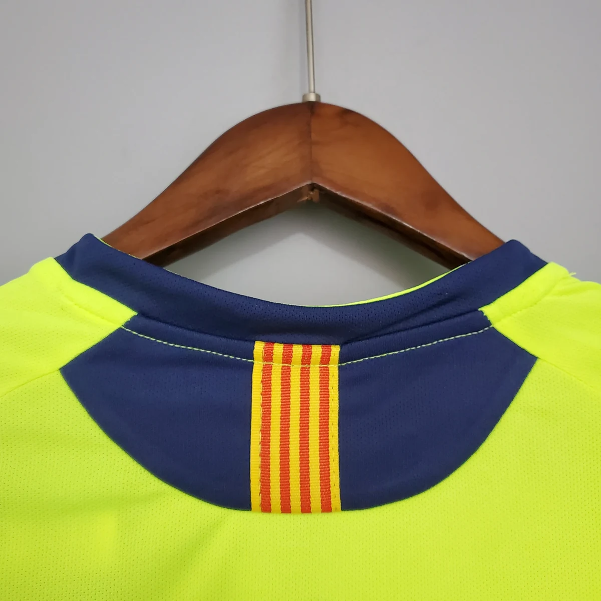 Maglia Barcellona away 2006 Retro colletto e nastro