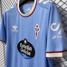 camiseta celta vigo 2026 cadera en detalle